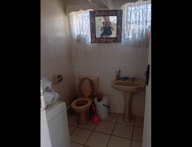 2 BEDROOM HOUSE FOR SALE IN MONTCLAIR